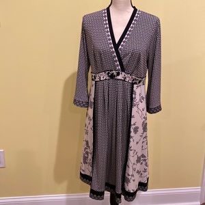 A Pea in the Pod Maternity Dress, Size M